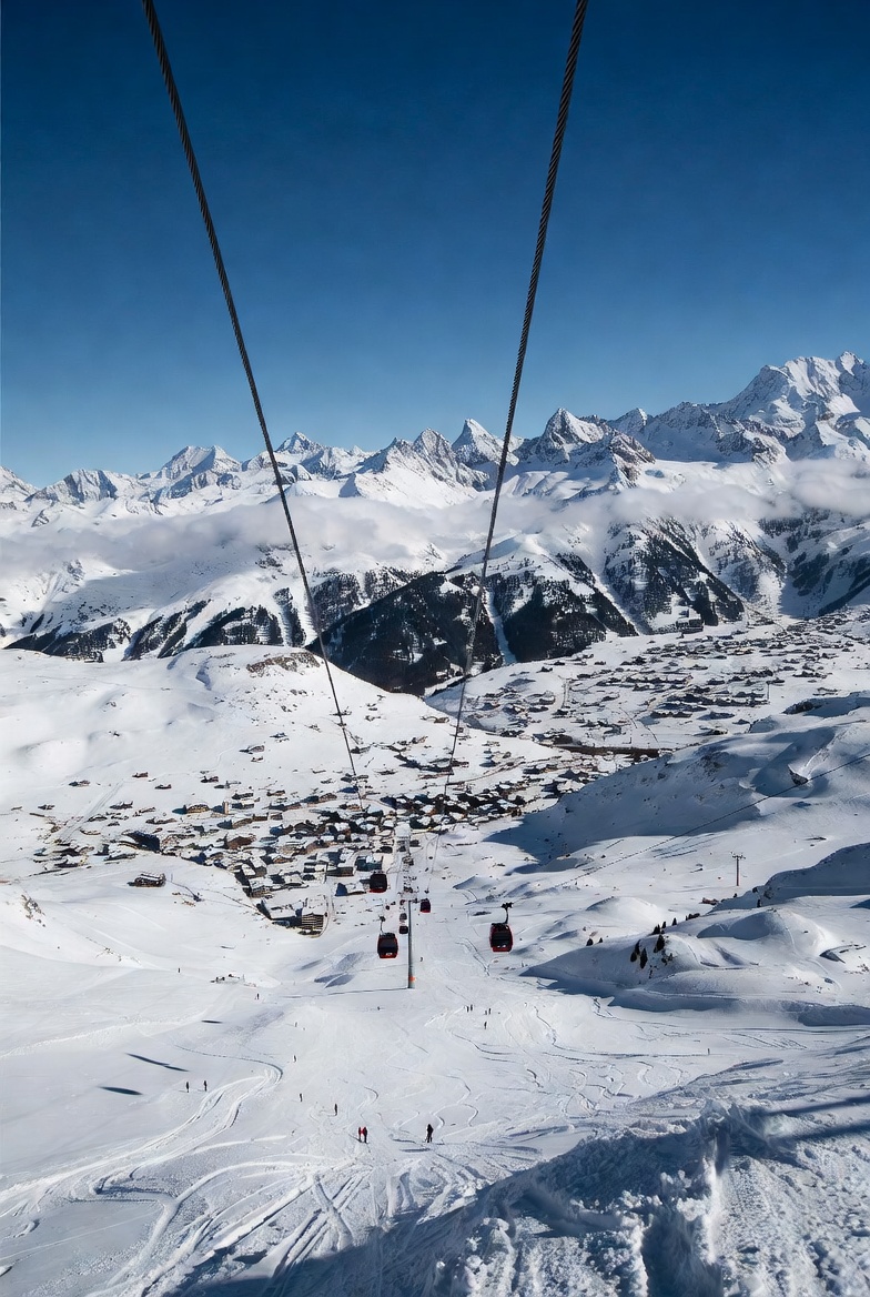 Beginner's Guide to Val Thorens — Where to Stay & Ski